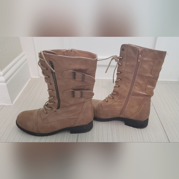Tan Lace Up Boot - Picture 4 of 8